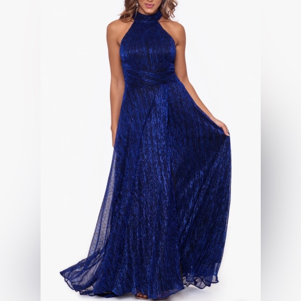 Betsy & Adam. Size 4. Navy blue metalllic evening gown.